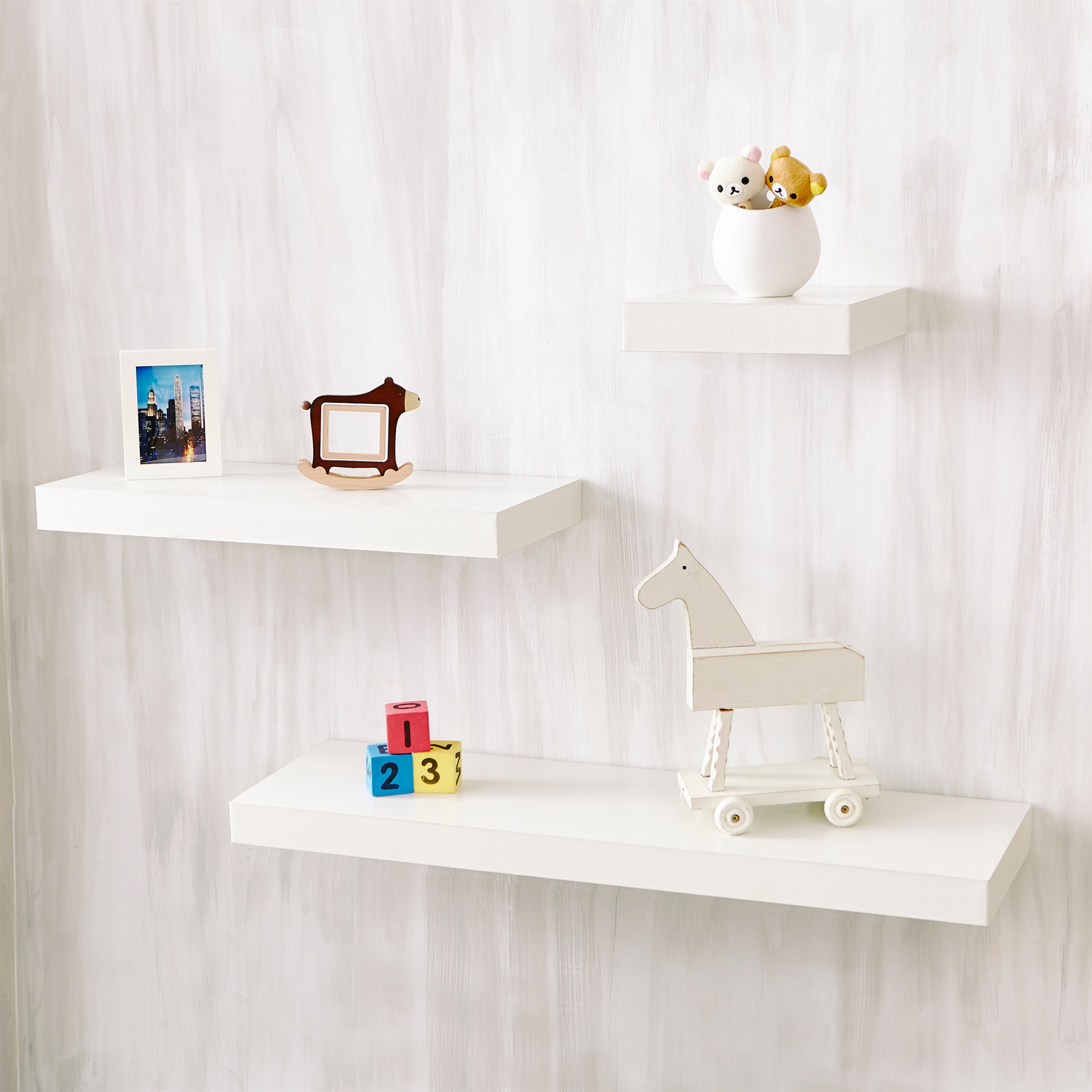 Way Basics Floating Shelf (Set of 2)