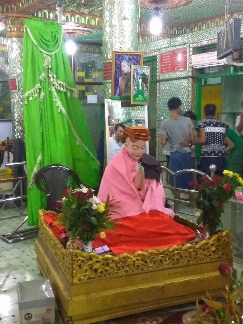 Mya Nan Nwe at Botahtuang Pagoda Yangon Myanmar
