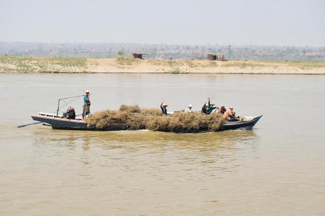 Irrawaddy River Boating Mandalay Myanmar 