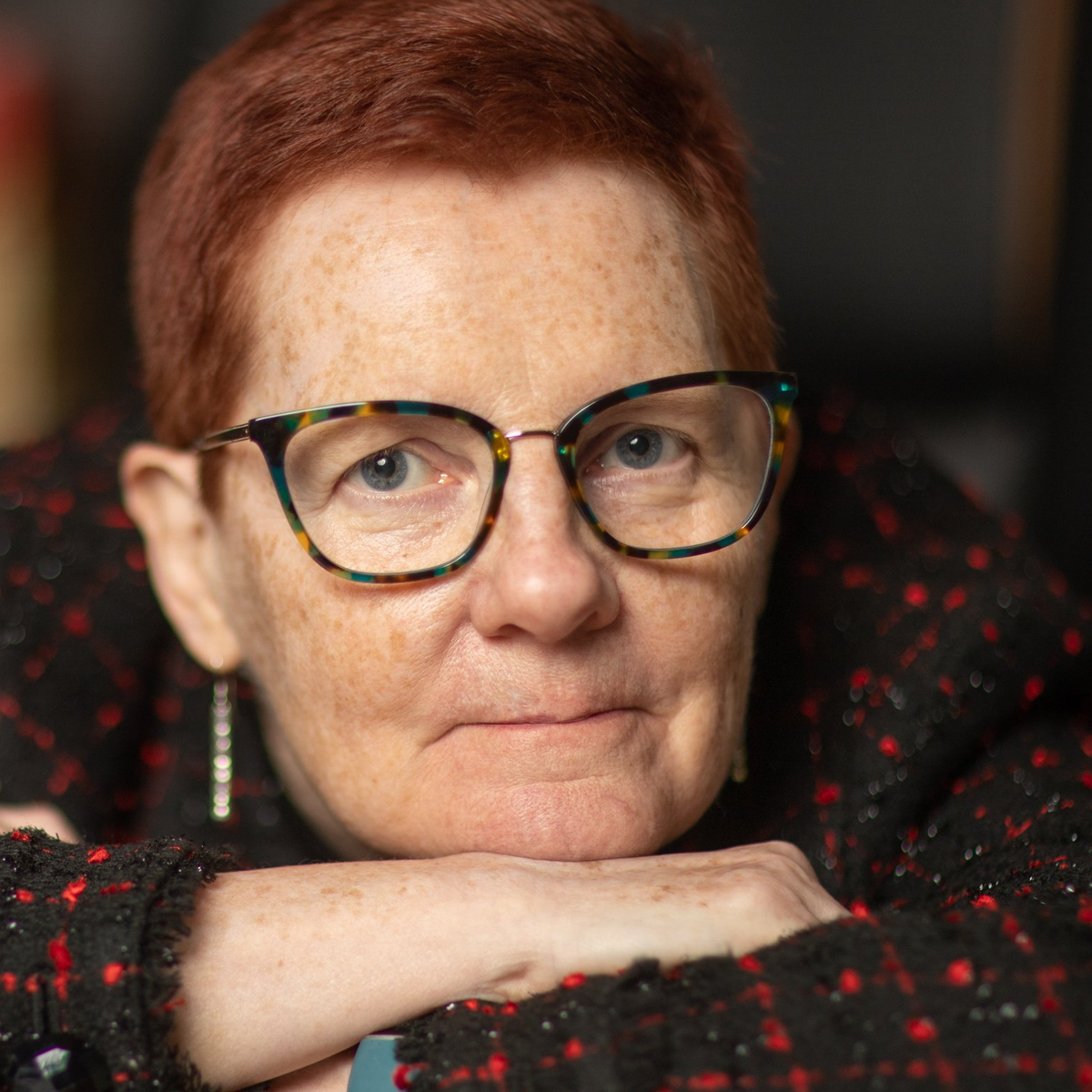 Ruth Pearce JD, PMP, PCC is recognized as a speaker, author and coach who empowers people to achieve a more balanced and satisfying life. Since 2016 she has dedicated her time and skills to coaching others through her consultancy A Lever Long Enough