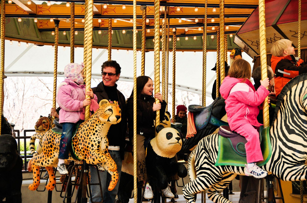 This Awesome Chicago Neighborhood Guide Gives You The Low Down On Living There