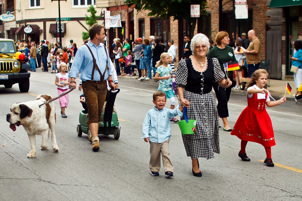 This Awesome Chicago Neighborhood Guide Gives You The Low Down On Living There
