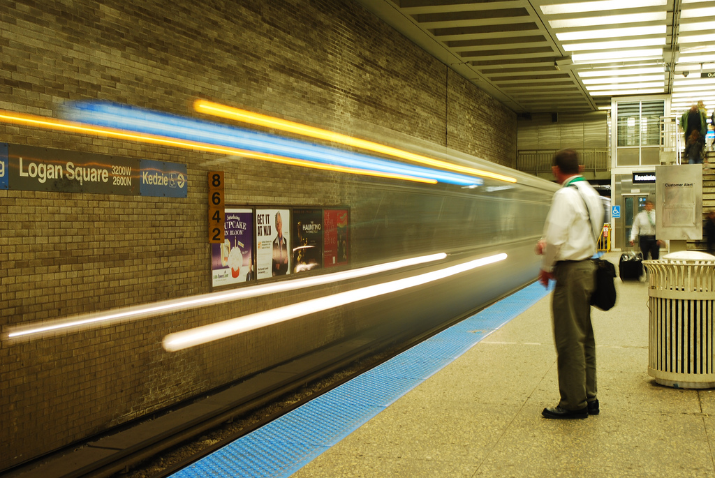 This Awesome Chicago Neighborhood Guide Gives You The Low Down On Living There