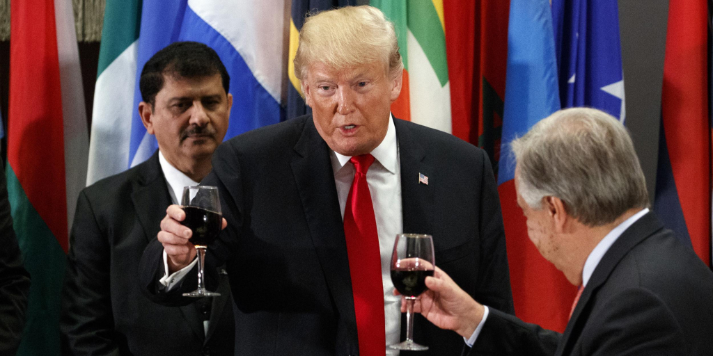 Six-Pack? More Like a Twelve-Pack | 8 Strange Eating Habits of Donald Trump | InstantHub Six-Pack? More Like a Twelve-Pack | 8 Strange Eating Habits of Donald Trump | InstantHub