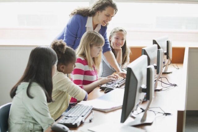 What Makes Educational Technology Effective Thumb