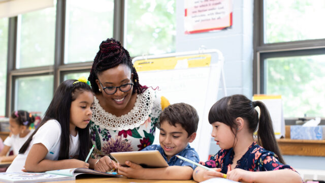 Wf926908 Shaped 2019 Blog Posts November Title Mindshift In How We Teach English Learners Blog Hero Image