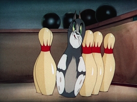 Screenshots from the 1942 MGM cartoon The Bowling Alley Cat