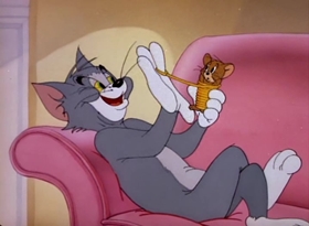 Screenshots from the 1949 MGM cartoon Polka Dot Puss