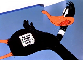 Screenshots from the 1949 Warner Bros. cartoon Daffy Duck Hunt