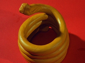 Screenshots from the 1956 Clokey Productions cartoon Gumbasia