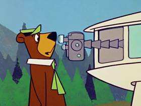 Screenshots from the 1960 Hanna-Barbera cartoon Space Bear