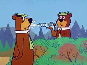 Screenshots from the 1960 Hanna-Barbera cartoon Space Bear