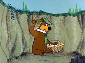 Screenshots from the 1961 Hanna-Barbera cartoon Missile Bound Yogi