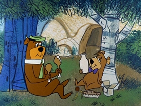 Screenshots from the 1961 Hanna-Barbera cartoon Threadbare Bear
