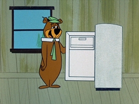 Screenshots from the 1961 Hanna-Barbera cartoon Ice Box Raider