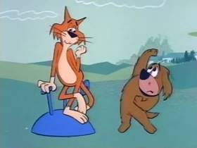Screenshots from the 1966 Terrytoons cartoon The Cowardly Watchdog