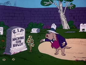 Screenshots from the 1975 DePatie Freleng cartoon Haunting Dog