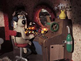 Screenshots from the 1989 Aardman cartoon A Grand Day Out