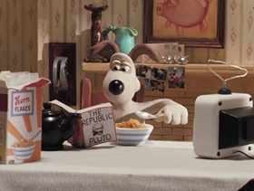 Screenshots from the 1993 Aardman cartoon The Wrong Trousers