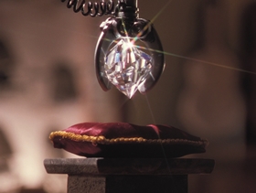 Screenshots from the 1993 Aardman cartoon The Wrong Trousers