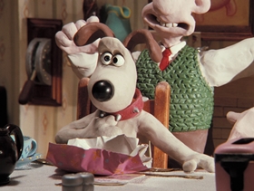 Screenshots from the 1993 Aardman cartoon The Wrong Trousers