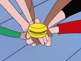 Screenshots from the 1999 Warner Bros. Television cartoon The Contest