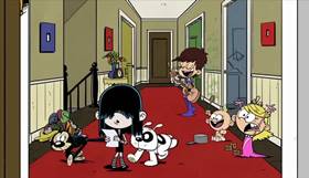 Screenshots from the 2014 Nickelodeon cartoon The Loud House