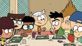 Screenshots from the 2016 Nickelodeon cartoon Save the Date