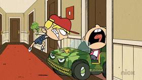 Screenshots from the 2016 Nickelodeon cartoon One of the Boys