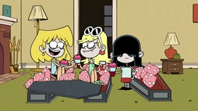 Screenshots from the 2018 Nickelodeon cartoon Fandom Pains