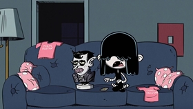 Screenshots from the 2018 Nickelodeon cartoon Fandom Pains