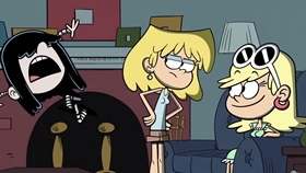 Screenshots from the 2018 Nickelodeon cartoon Fandom Pains