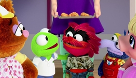 Screenshots from the 2018 Odd Bot Animation cartoon Animal Fly Airplane