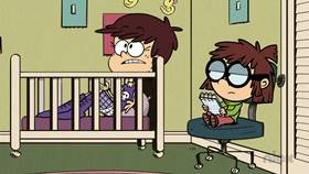 Screenshots from the 2018 Nickelodeon cartoon Really Loud Music