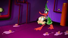 Screenshots from the 2020 Warner Bros. Television cartoon Elf Help