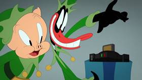 Screenshots from the 2020 Warner Bros. Television cartoon Elf Help