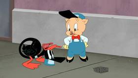 Screenshots from the 2021 Warner Bros. Television cartoon A Pane to Wash