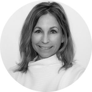 Lesley Bateman headshot