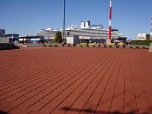 Medium_webimg091903_ogdenpointcruiseshipfacility2_091117155618_620299c9228b