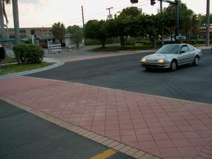 Medium_sp_crosswalk_intersection_fl