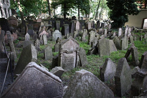 Cimitero Ebraico di Praga. Credit: Dino Quinzani