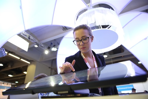 Tra gli stand della 51° edizione di SMAU