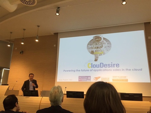 Eddy Fioretti, CEO of ClouDesire, pitching at UK Italy Springboard