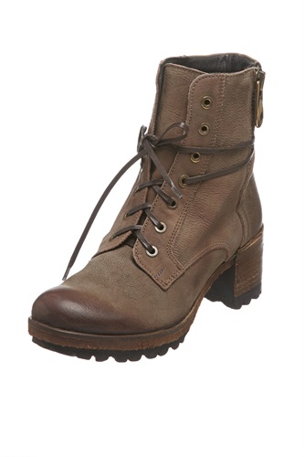 Showroomprive.it Folk Wojas