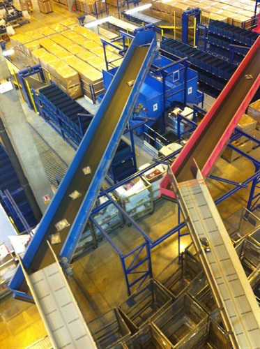 Fig. 12 - Centro di distribuzione di Showroomprive in Francia