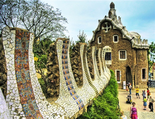 Il giardino d’artista Parco Guell – Barcellona