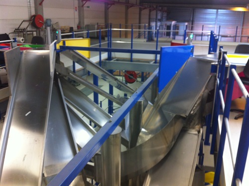 Fig. 10 - Centro di distribuzione di Showroomprive in Francia