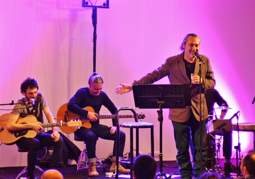 Luca Carboni live session @Amazon