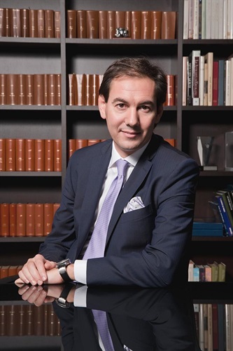 Luigi Pace_COMPASS.jpg