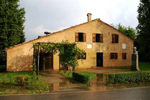 casa di verdi.jpg